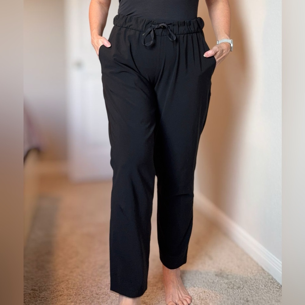 Lululemon Athletica Black on the fly